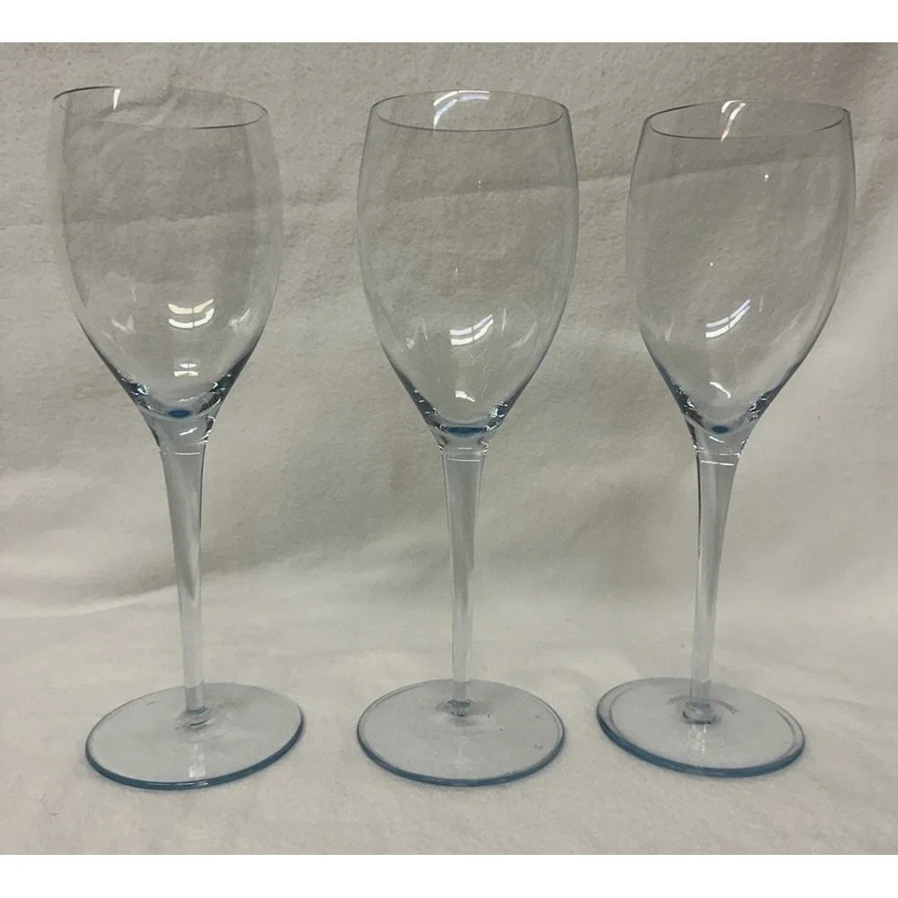 Hand Blown Light Pale Sky Blue Wine Glasses 10 oz Set Of 3 Clear Stem 9.25